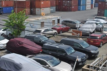 Bất thường từ xe ô tô NK là quà tặng